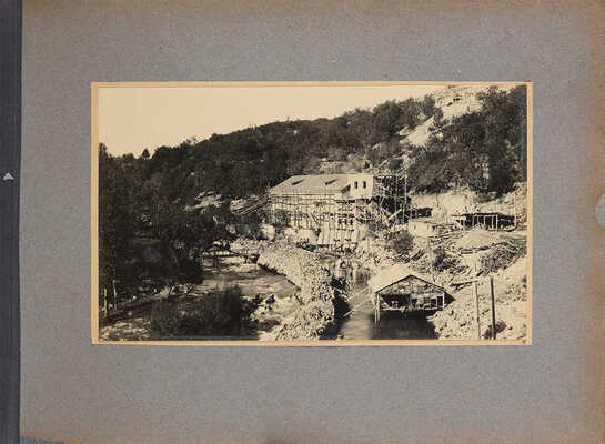 Гидроэлектростанция им. А.И. Рыкова: 1923-1926 [Фотоальбом]. Ереван, 1926. 